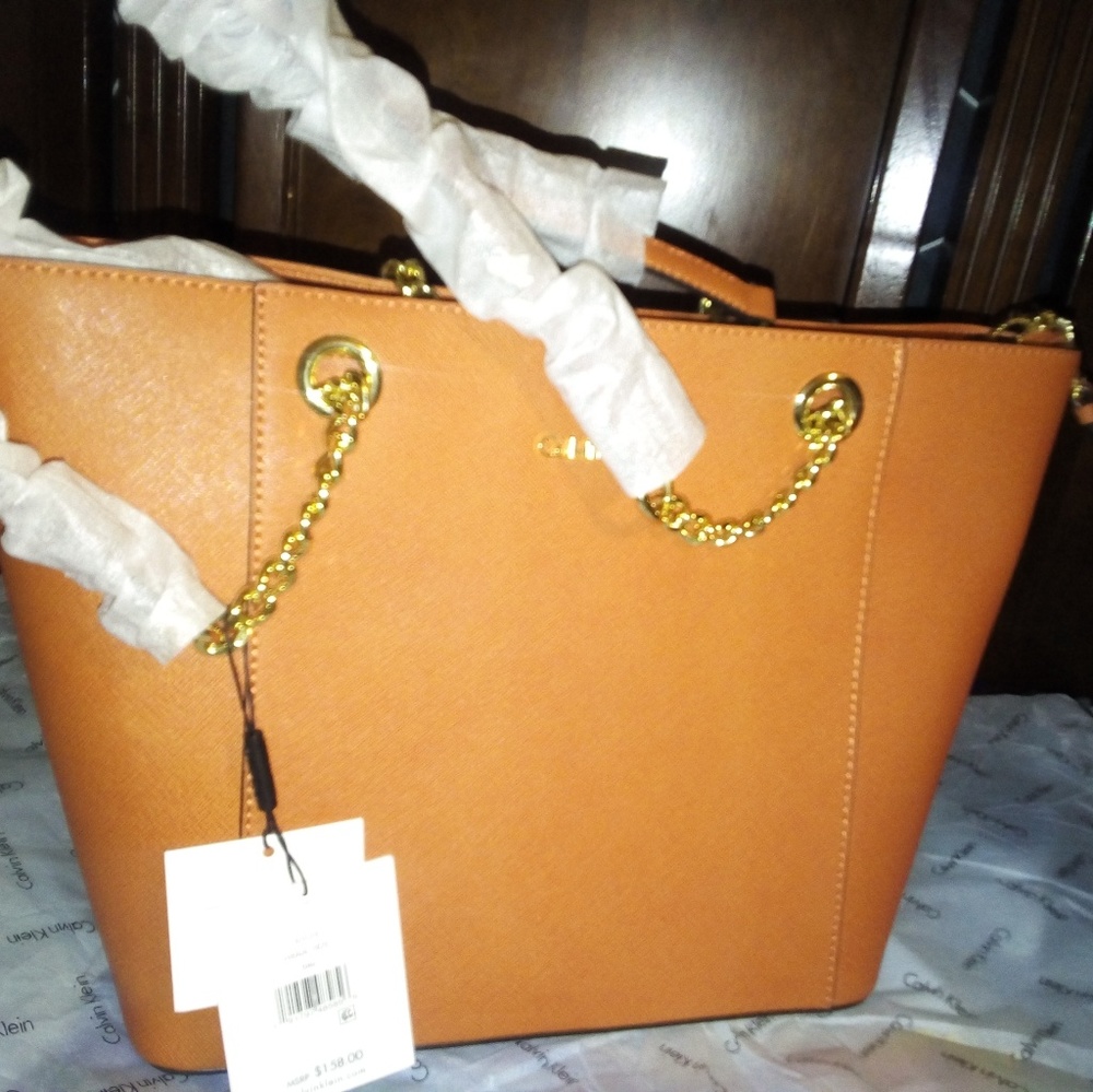 Purse - Picture 2 of 2